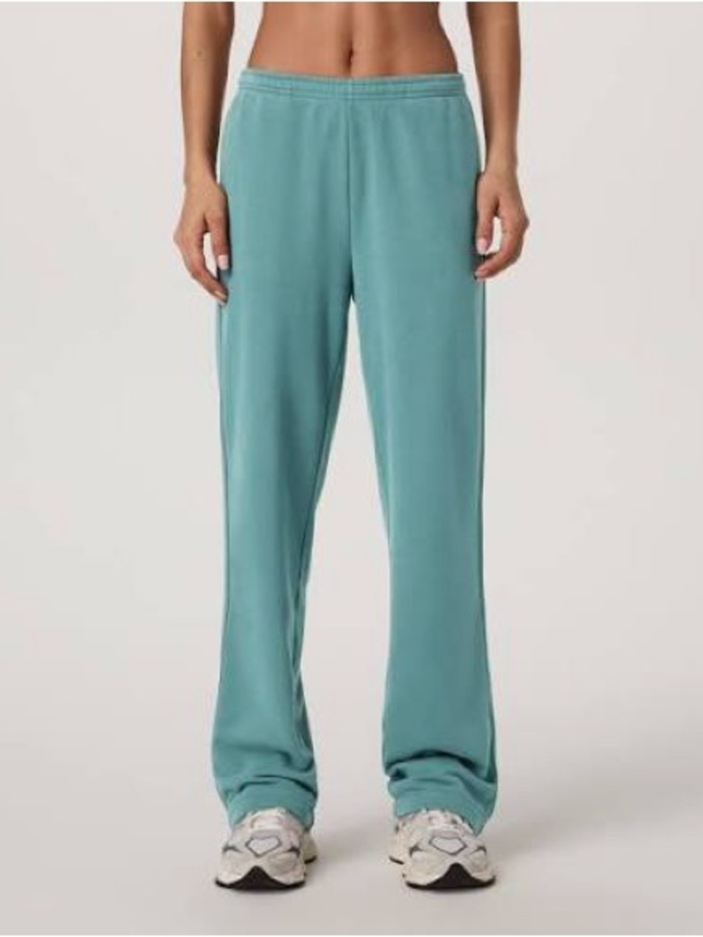 VUORI sweat pants